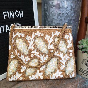 Vintage beaded handbag-beautiful detail